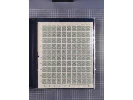 1923, meist postfrische Sammlung mit ca. 200 Bogen ex Mi.-Nr. 313-30, dabei u.a. Mi.-Nr. 330A (4) und 330B (3), gute Erhaltun