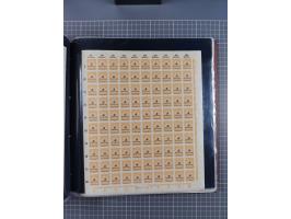 1923, meist postfrische Sammlung mit ca. 200 Bogen ex Mi.-Nr. 313-30, dabei u.a. Mi.-Nr. 330A (4) und 330B (3), gute Erhaltun