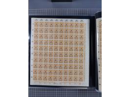 1923, meist postfrische Sammlung mit ca. 200 Bogen ex Mi.-Nr. 313-30, dabei u.a. Mi.-Nr. 330A (4) und 330B (3), gute Erhaltun