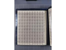 1923, meist postfrische Sammlung mit ca. 200 Bogen ex Mi.-Nr. 313-30, dabei u.a. Mi.-Nr. 330A (4) und 330B (3), gute Erhaltun