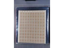 1923, meist postfrische Sammlung mit ca. 200 Bogen ex Mi.-Nr. 313-30, dabei u.a. Mi.-Nr. 330A (4) und 330B (3), gute Erhaltun