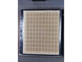 1923, meist postfrische Sammlung mit ca. 200 Bogen ex Mi.-Nr. 313-30, dabei u.a. Mi.-Nr. 330A (4) und 330B (3), gute Erhaltun
