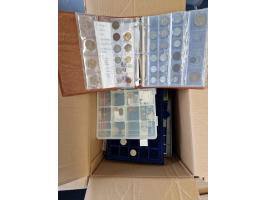 MÜNZEN: 1825/2002 ca., umfangreiche Sammlung an Umlaufmünzen aus aller Welt, teilweise Silber, meist Deutsches Reich und DDR,