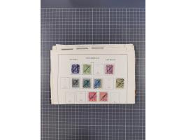 1850/1958 (ca.), reichhaltiger ungebrauchter und gestempelter Doubletten-Bestand, mit einigen Briefen, die erste Ausgabe mit 