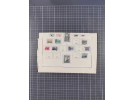 1850/1958 (ca.), reichhaltiger ungebrauchter und gestempelter Doubletten-Bestand, mit einigen Briefen, die erste Ausgabe mit 