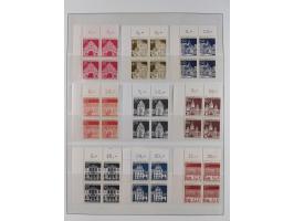 1951/94, postfrische Sammlung Dauerserien, dabei Posthorn in waagerechten oder senkrechten Paaren mit 3 Attesten und 6 Befund