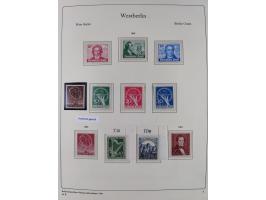 1948/90, postfrische komplette Sammlung Berlin im Vordruck-Album, dabei Besonderheiten wie Mi. 33 verschobener Aufdruck, gepr