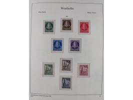 1948/90, postfrische komplette Sammlung Berlin im Vordruck-Album, dabei Besonderheiten wie Mi. 33 verschobener Aufdruck, gepr