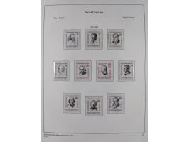 1948/90, postfrische komplette Sammlung Berlin im Vordruck-Album, dabei Besonderheiten wie Mi. 33 verschobener Aufdruck, gepr