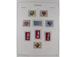 1948/90, postfrische komplette Sammlung Berlin im Vordruck-Album, dabei Besonderheiten wie Mi. 33 verschobener Aufdruck, gepr