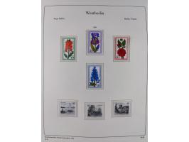 1948/90, postfrische komplette Sammlung Berlin im Vordruck-Album, dabei Besonderheiten wie Mi. 33 verschobener Aufdruck, gepr