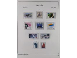 1948/90, postfrische komplette Sammlung Berlin im Vordruck-Album, dabei Besonderheiten wie Mi. 33 verschobener Aufdruck, gepr