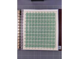 1921, 5 Pfg.-20 M., je in kpl. Bogen, dabei 10 Pfg. ungefaltet, postfrisch kleines Aufklammerungsloch im Rand und leichte Ble