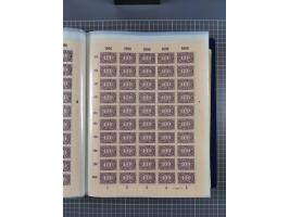 1922, meist postfrische Sammlung mit 100 Bogen ex Mi.-Nr. 246-57, teils sign. INFLA Berlin, in guter Erhaltung, teils übliche