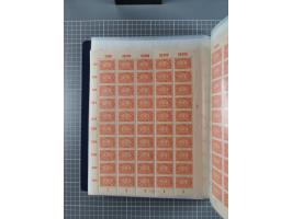 1922, meist postfrische Sammlung mit 100 Bogen ex Mi.-Nr. 246-57, teils sign. INFLA Berlin, in guter Erhaltung, teils übliche