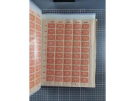 1922, meist postfrische Sammlung mit 100 Bogen ex Mi.-Nr. 246-57, teils sign. INFLA Berlin, in guter Erhaltung, teils übliche