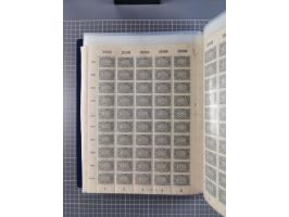 1922, meist postfrische Sammlung mit 100 Bogen ex Mi.-Nr. 246-57, teils sign. INFLA Berlin, in guter Erhaltung, teils übliche