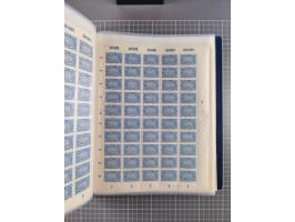 1922, meist postfrische Sammlung mit 100 Bogen ex Mi.-Nr. 246-57, teils sign. INFLA Berlin, in guter Erhaltung, teils übliche