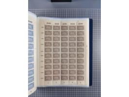 1922, meist postfrische Sammlung mit 100 Bogen ex Mi.-Nr. 246-57, teils sign. INFLA Berlin, in guter Erhaltung, teils übliche