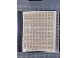 1919/23, meist postfrische Sammlung mit über 200 Bögen, bis auf wenige aufgetrennte Exemplare in kpl. Bogen, dabei auch etwas