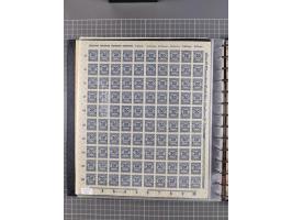 1919/23, meist postfrische Sammlung mit über 200 Bögen, bis auf wenige aufgetrennte Exemplare in kpl. Bogen, dabei auch etwas