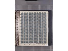 1919/23, meist postfrische Sammlung mit über 200 Bögen, bis auf wenige aufgetrennte Exemplare in kpl. Bogen, dabei auch etwas