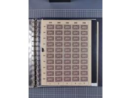 1919/23, meist postfrische Sammlung mit über 200 Bögen, bis auf wenige aufgetrennte Exemplare in kpl. Bogen, dabei auch etwas