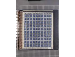 1919/23, meist postfrische Sammlung mit über 200 Bögen, bis auf wenige aufgetrennte Exemplare in kpl. Bogen, dabei auch etwas