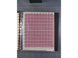 1919/23, meist postfrische Sammlung mit über 200 Bögen, bis auf wenige aufgetrennte Exemplare in kpl. Bogen, dabei auch etwas