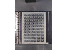 1919/23, meist postfrische Sammlung mit über 200 Bögen, bis auf wenige aufgetrennte Exemplare in kpl. Bogen, dabei auch etwas