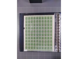 1919/23, meist postfrische Sammlung mit über 200 Bögen, bis auf wenige aufgetrennte Exemplare in kpl. Bogen, dabei auch etwas