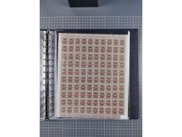 1919/23, meist postfrische Sammlung mit über 200 Bögen, bis auf wenige aufgetrennte Exemplare in kpl. Bogen, dabei auch etwas