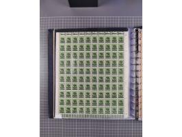 1919/23, meist postfrische Sammlung mit über 200 Bögen, bis auf wenige aufgetrennte Exemplare in kpl. Bogen, dabei auch etwas