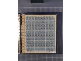 1919/23, meist postfrische Sammlung mit über 200 Bögen, bis auf wenige aufgetrennte Exemplare in kpl. Bogen, dabei auch etwas