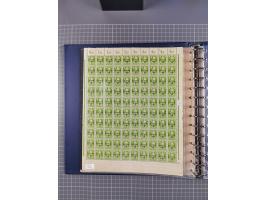 1919/23, meist postfrische Sammlung mit über 200 Bögen, bis auf wenige aufgetrennte Exemplare in kpl. Bogen, dabei auch etwas