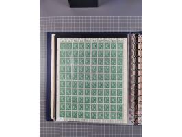 1919/23, meist postfrische Sammlung mit über 200 Bögen, bis auf wenige aufgetrennte Exemplare in kpl. Bogen, dabei auch etwas