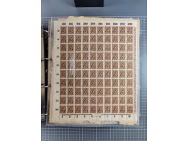 1921/22, postfrischer und ungebrauchter Bestand mit etwas über 200 Bogen und Bogenteilen, dabei Walzen- und Plattenbogen, HAN