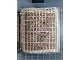 1921/22, postfrischer und ungebrauchter Bestand mit etwas über 200 Bogen und Bogenteilen, dabei Walzen- und Plattenbogen, HAN