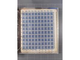 1921/22, postfrischer und ungebrauchter Bestand mit etwas über 200 Bogen und Bogenteilen, dabei Walzen- und Plattenbogen, HAN