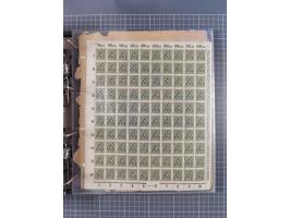 1921/22, postfrischer und ungebrauchter Bestand mit etwas über 200 Bogen und Bogenteilen, dabei Walzen- und Plattenbogen, HAN