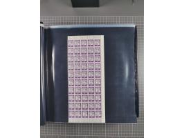 1960/75. postfrische Bogenteile der Dauerserien ab Bedeutende Deutsche, dabei Formnummern und Berlin mit u.a. Mi.-Nr. 246-49 