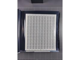 1960/75. postfrische Bogenteile der Dauerserien ab Bedeutende Deutsche, dabei Formnummern und Berlin mit u.a. Mi.-Nr. 246-49 