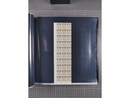 1960/75. postfrische Bogenteile der Dauerserien ab Bedeutende Deutsche, dabei Formnummern und Berlin mit u.a. Mi.-Nr. 246-49 