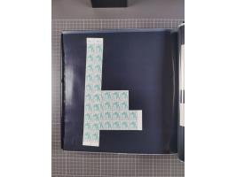 1960/75. postfrische Bogenteile der Dauerserien ab Bedeutende Deutsche, dabei Formnummern und Berlin mit u.a. Mi.-Nr. 246-49 