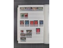 1800/1980(ca.), reichhaltige gestempelte Partie mit Marken und vielen Briefen (meist bis 1900) in 7 Steckbüchern und 2 Ordner