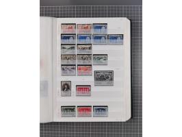 1800/1980(ca.), reichhaltige gestempelte Partie mit Marken und vielen Briefen (meist bis 1900) in 7 Steckbüchern und 2 Ordner