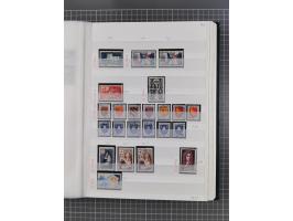 1800/1980(ca.), reichhaltige gestempelte Partie mit Marken und vielen Briefen (meist bis 1900) in 7 Steckbüchern und 2 Ordner