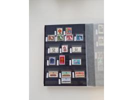 1920/2001, postfrischer, ungebrauchte und gestempelter Bestand in 8 großen Kartons, dabei Sammlungen Bund mit Posthorn, Berli