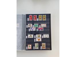 1920/2001, postfrischer, ungebrauchte und gestempelter Bestand in 8 großen Kartons, dabei Sammlungen Bund mit Posthorn, Berli