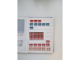 1920/2001, postfrischer, ungebrauchte und gestempelter Bestand in 8 großen Kartons, dabei Sammlungen Bund mit Posthorn, Berli